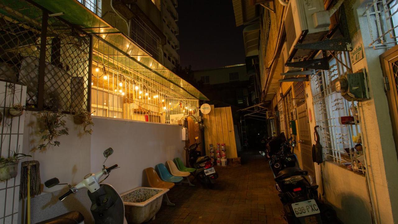 Apartamento Red Letter Day Tainan Exterior foto